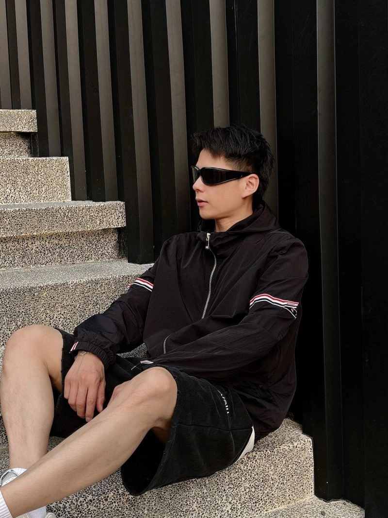 MoistureWicking Thom Browne Sunscreen Jacket 173547