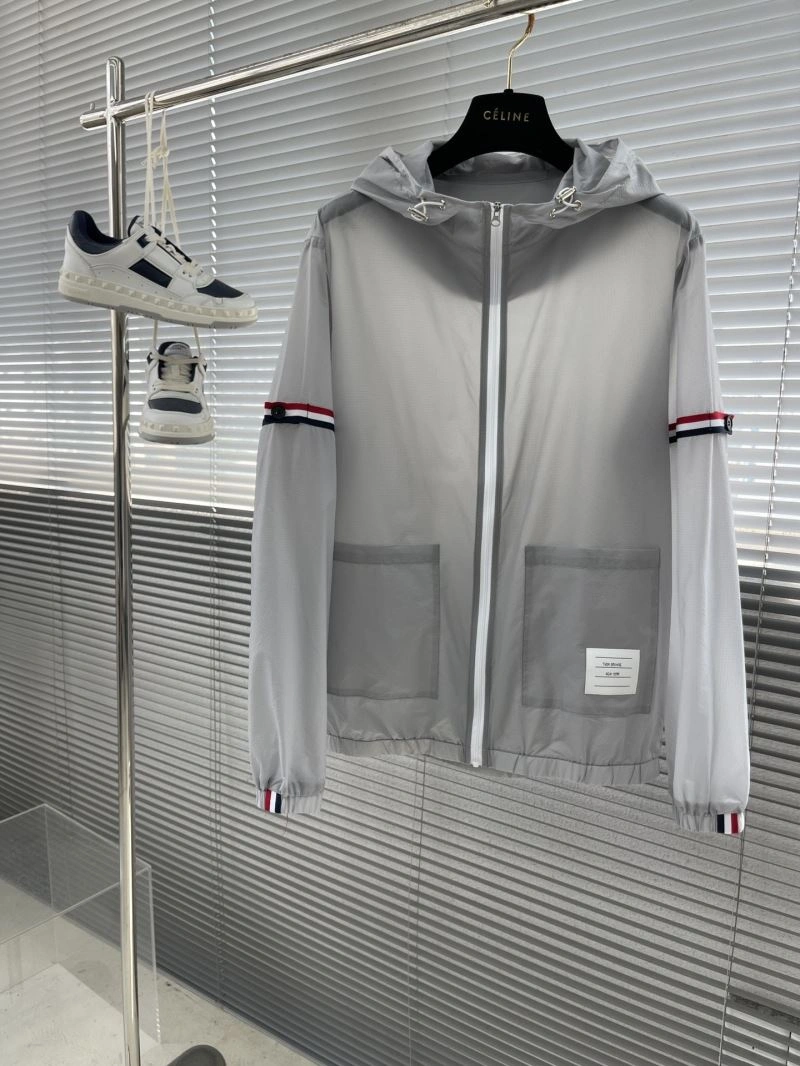 Snug Thom Browne Sunscreen Jacket 173537