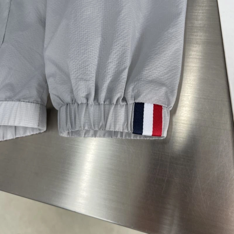 Snug Thom Browne Sunscreen Jacket 173537