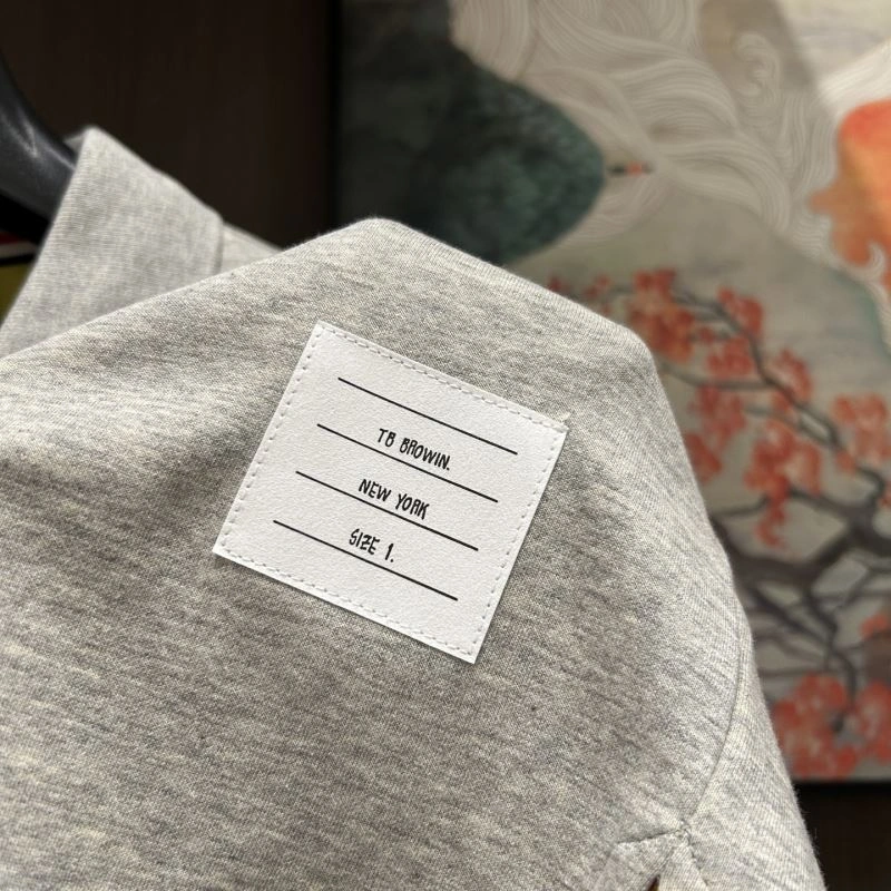 MoistureWicking Thom Browne T-Shirts 173956