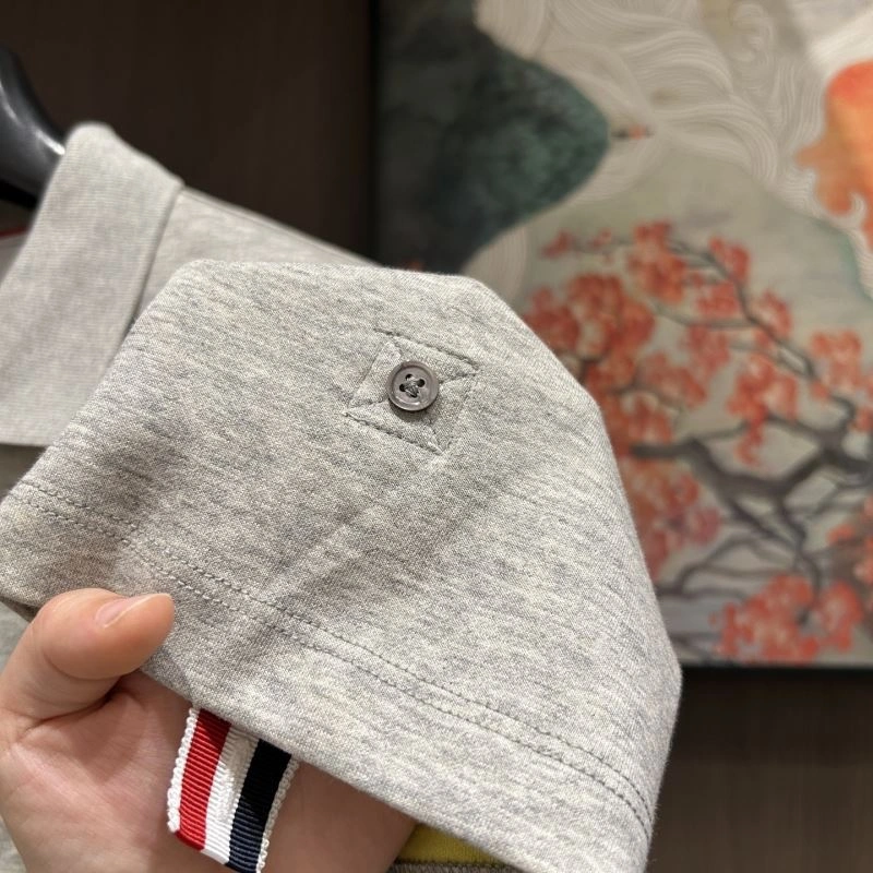 MoistureWicking Thom Browne T-Shirts 173956