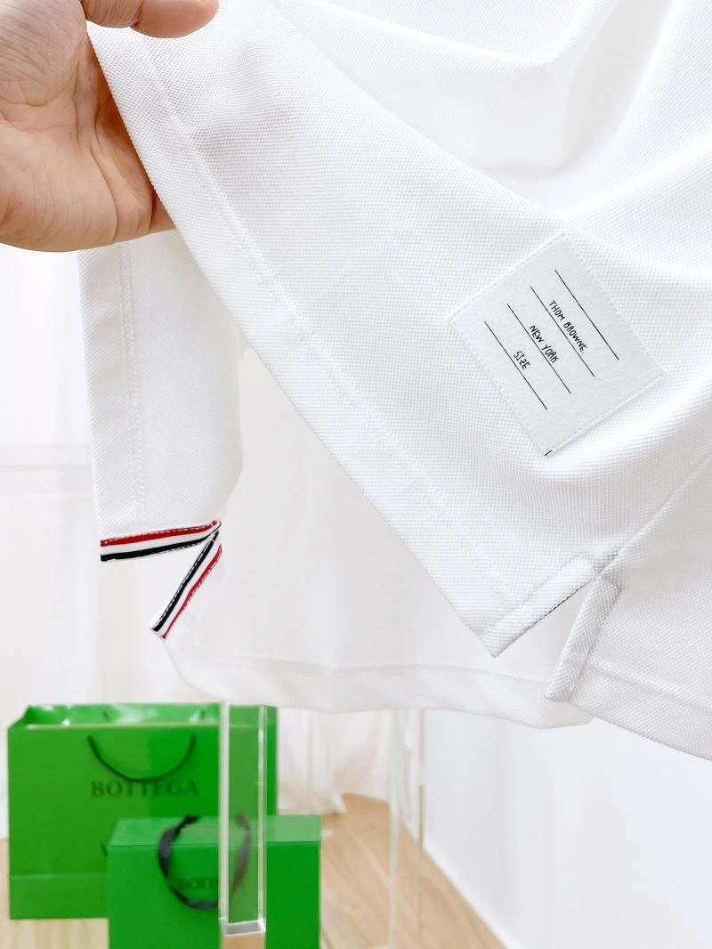 Modern Thom Browne T-Shirts 173949
