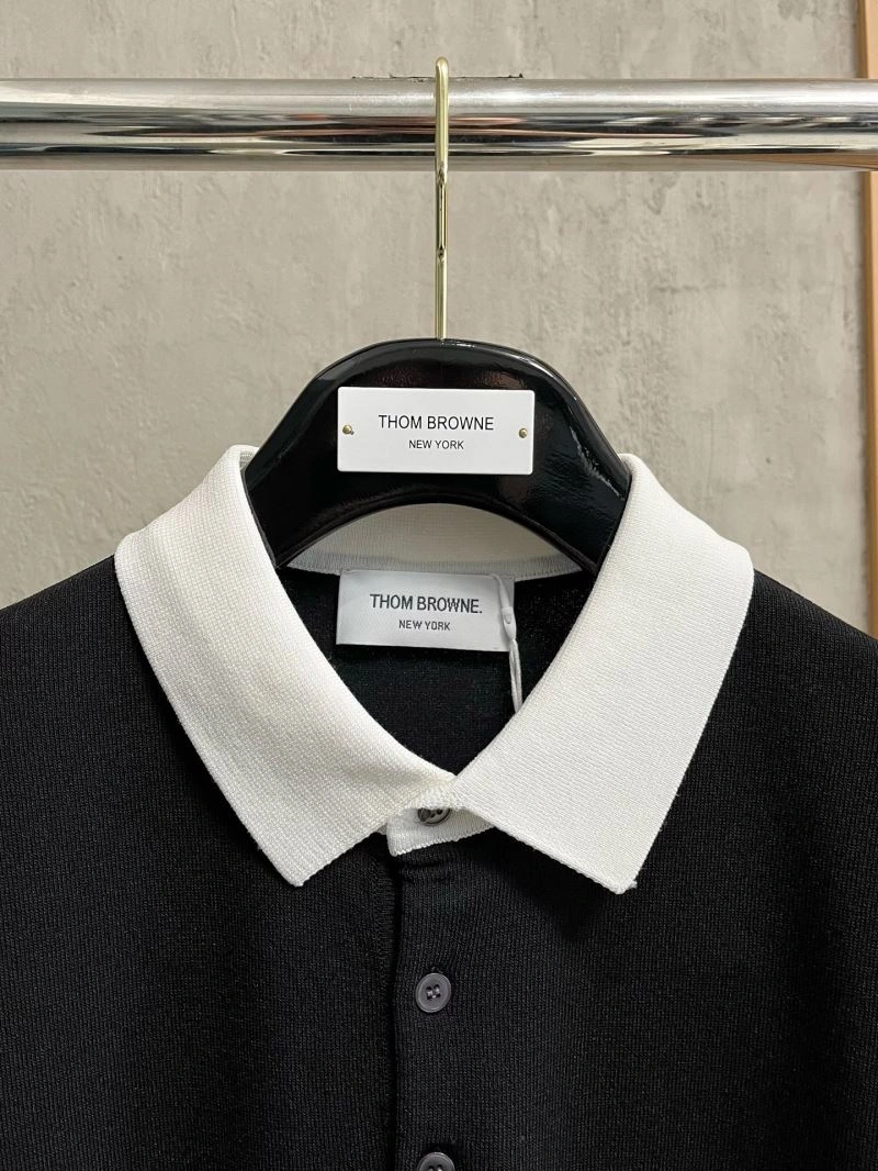 Thom Browne T-Shirts Elegant 173933