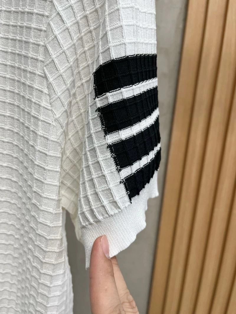 Thom Browne T-Shirts Unisex 173923
