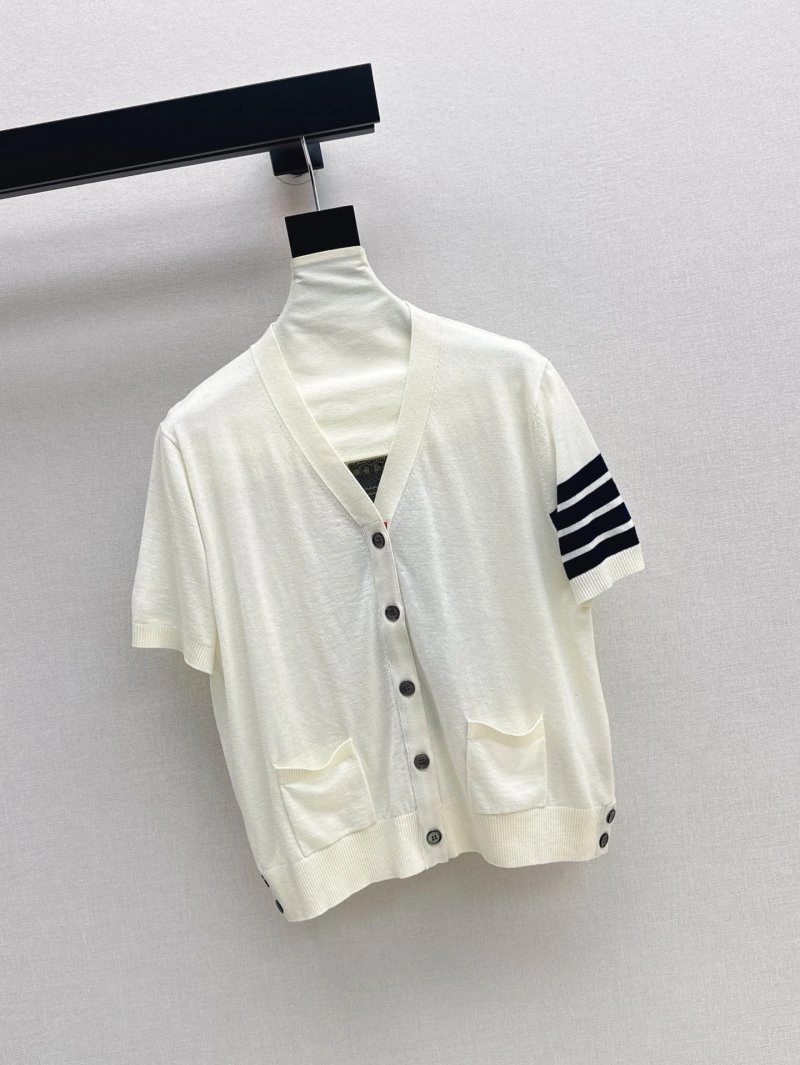 ModernLook Thom Browne T-Shirts 173266