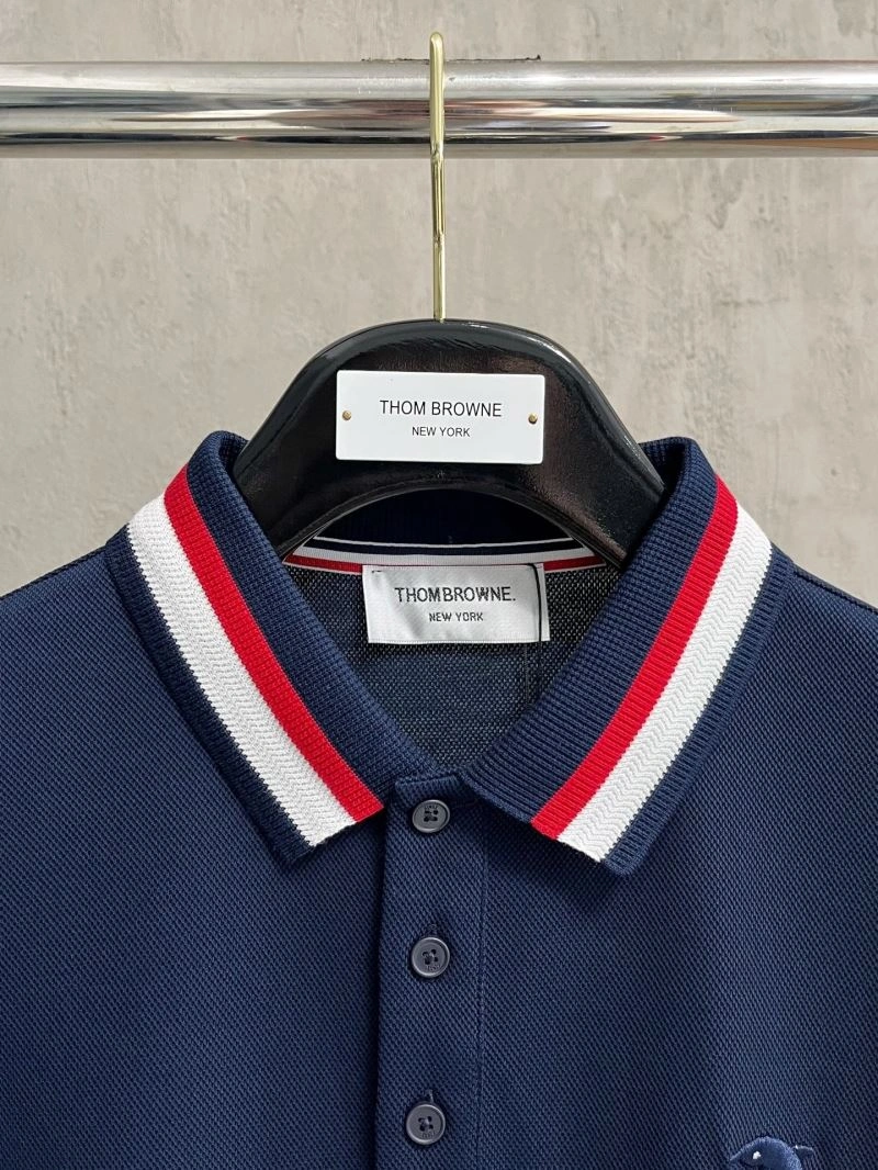 Versatile Thom Browne T-Shirts 173741