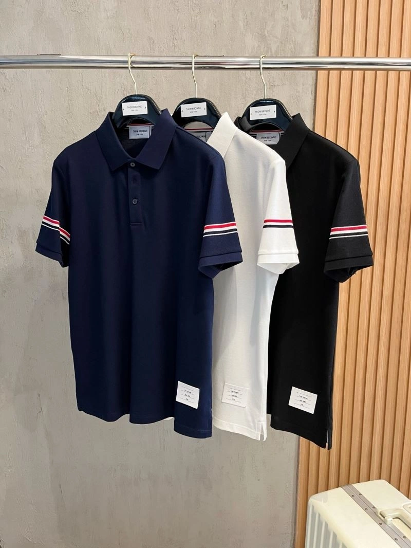 Effortless Thom Browne T-Shirts 173740
