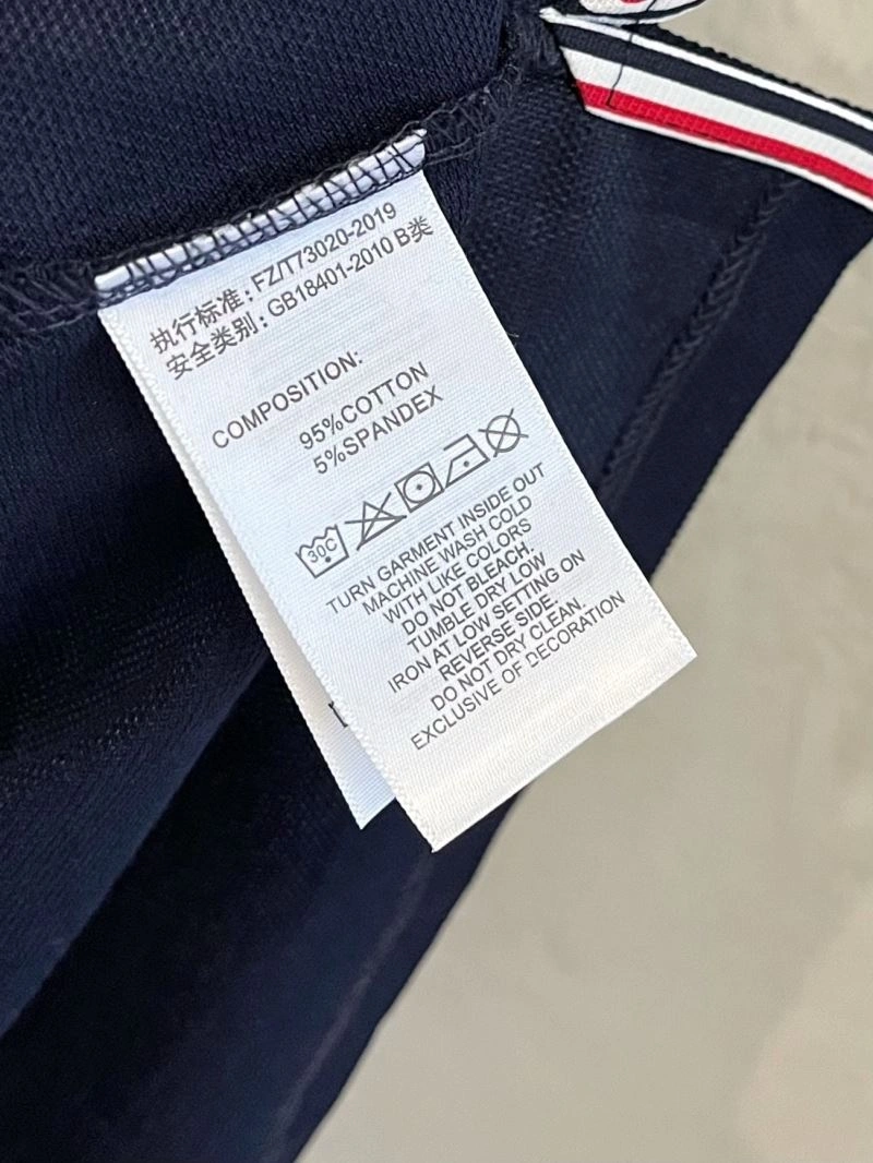 Effortless Thom Browne T-Shirts 173740