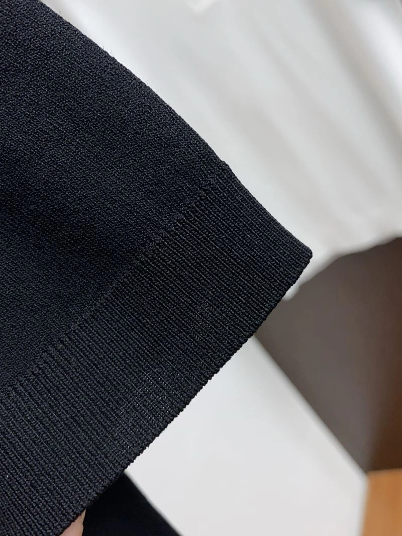 Thom Browne T-Shirts Resilient 173734