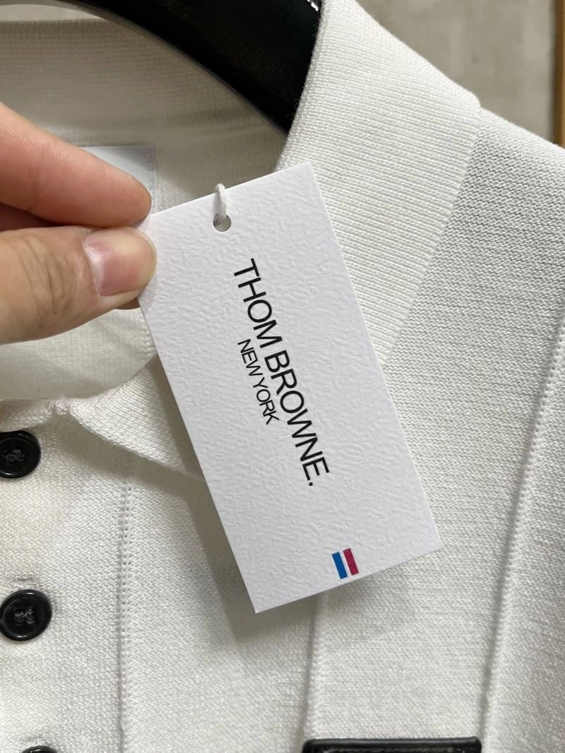 Thom Browne T-Shirts Resilient 173732