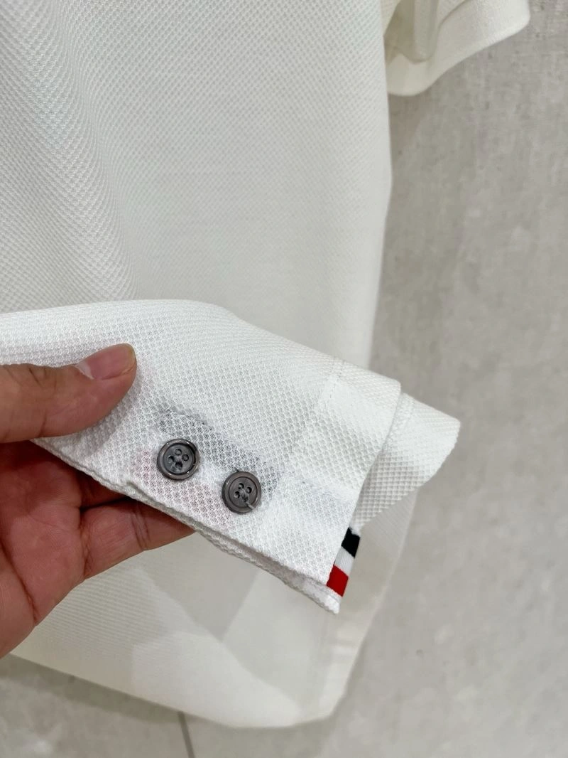 ModernLook Thom Browne T-Shirts 173712
