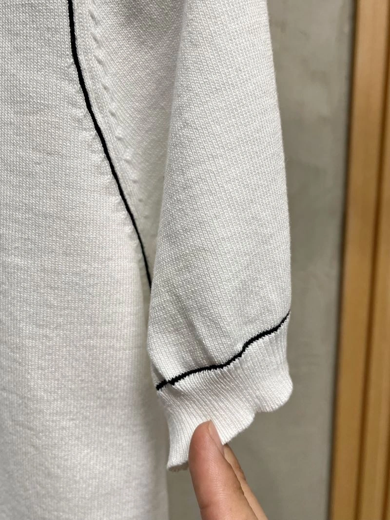 Minimalist Thom Browne T-Shirts 173743