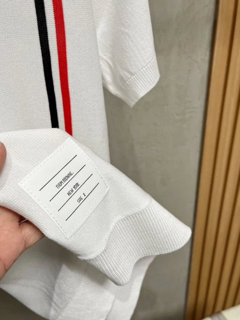 Thom Browne T-Shirts Flexible 173706