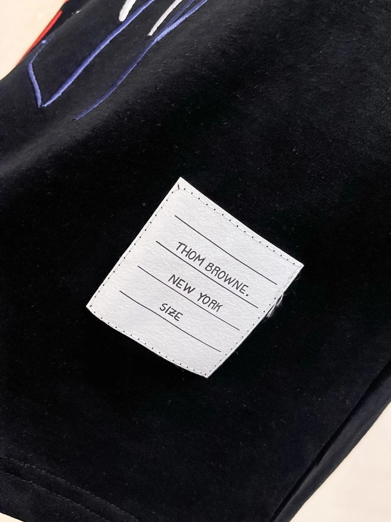 Effortless Thom Browne T-Shirts 173696