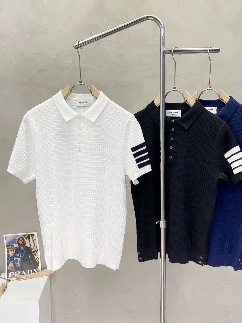 ModernLook Thom Browne T-Shirts 173693