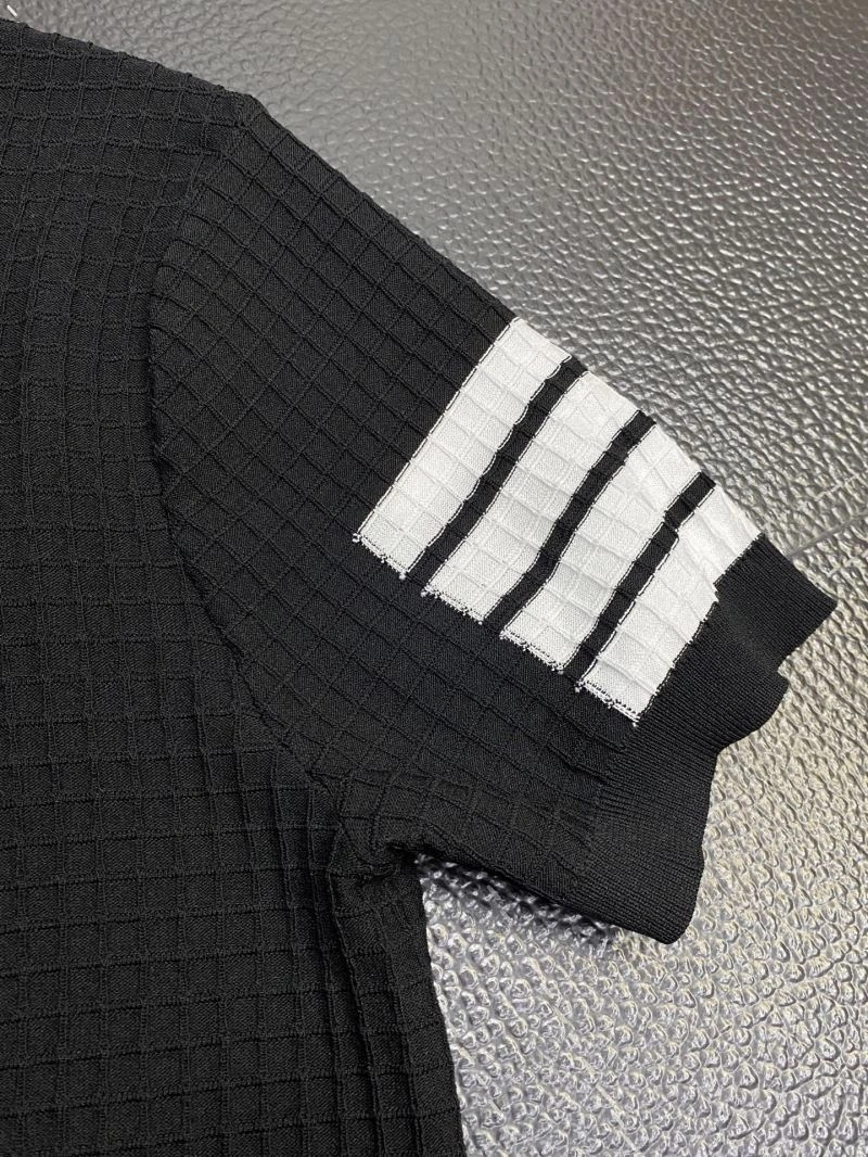 ModernLook Thom Browne T-Shirts 173693