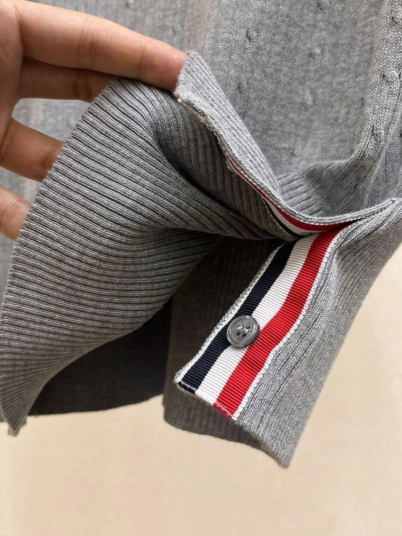 Supportive Thom Browne T-Shirts 173701