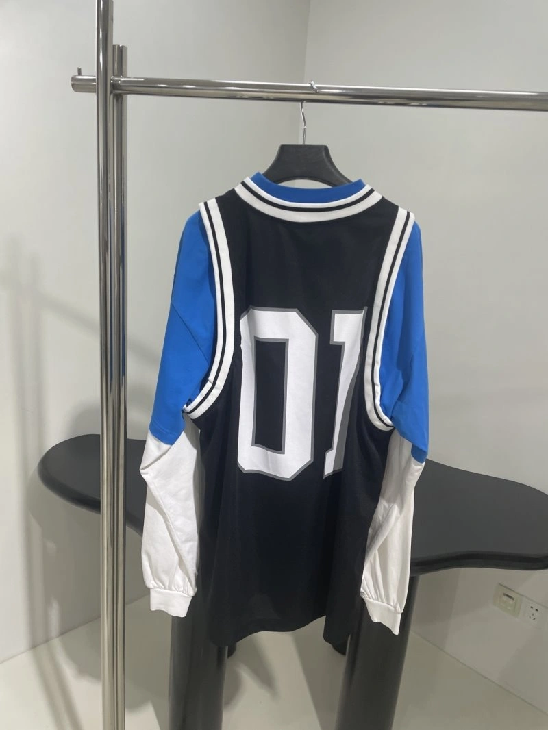 Modern Thom Browne T-Shirts 173415