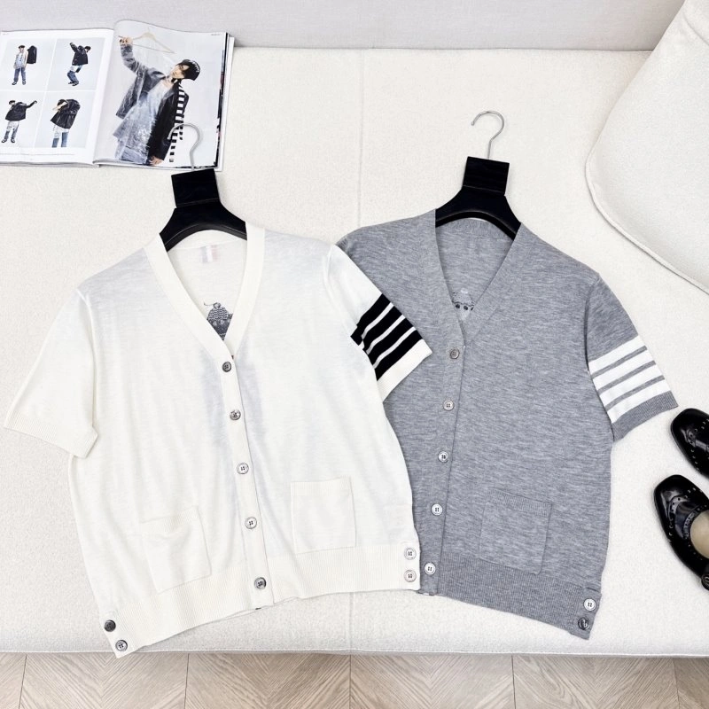 Thom Browne T-Shirts Trendsetting 173368