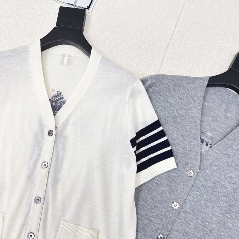 Thom Browne T-Shirts Trendsetting 173368