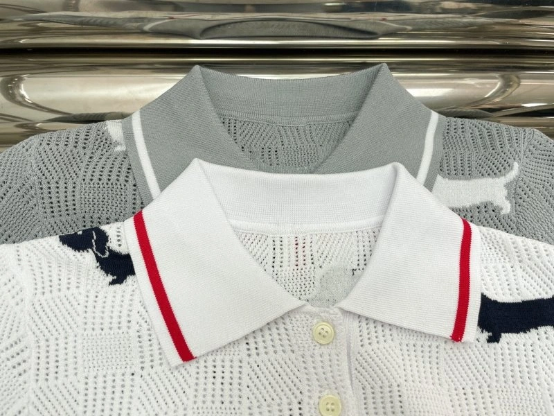 Thom Browne T-Shirts OnTrend 173371