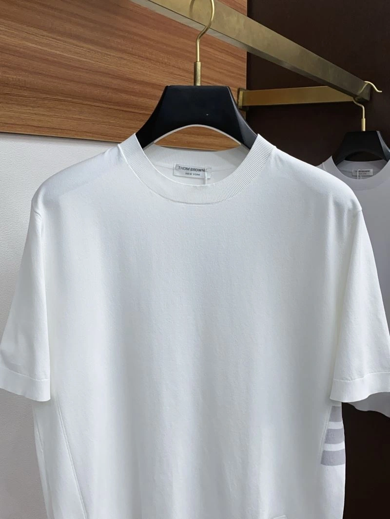 Thom Browne T-Shirts Sleek 173655