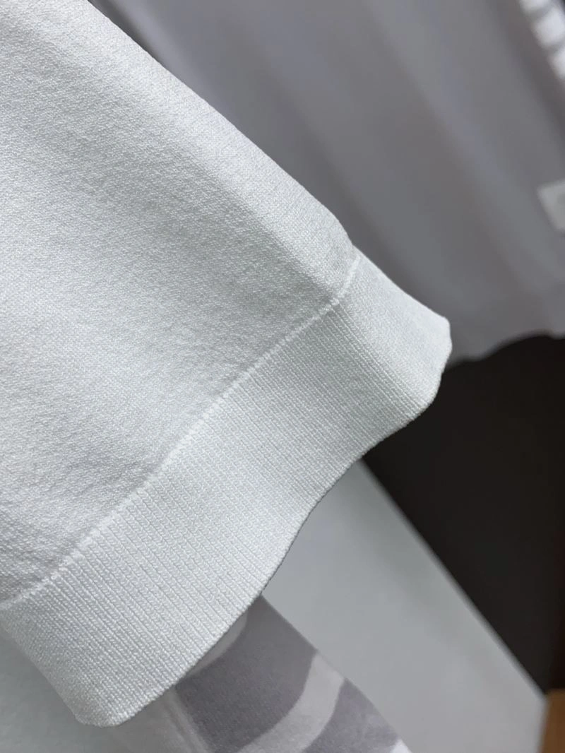 Thom Browne T-Shirts Sleek 173655
