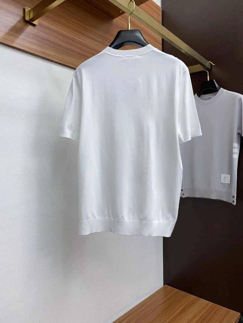 Thom Browne T-Shirts Sleek 173655