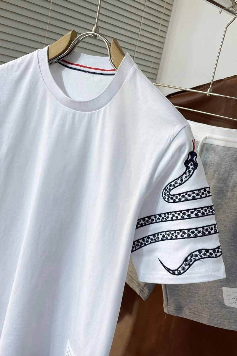 Thom Browne T-Shirts TimelessDesign 173599
