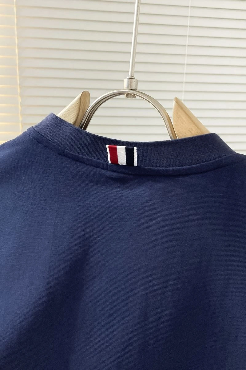 Thom Browne T-Shirts Elegant 173598
