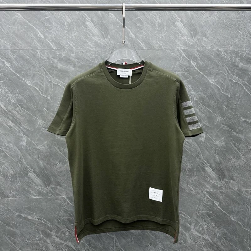 Thom Browne T-Shirts Versatile 173593