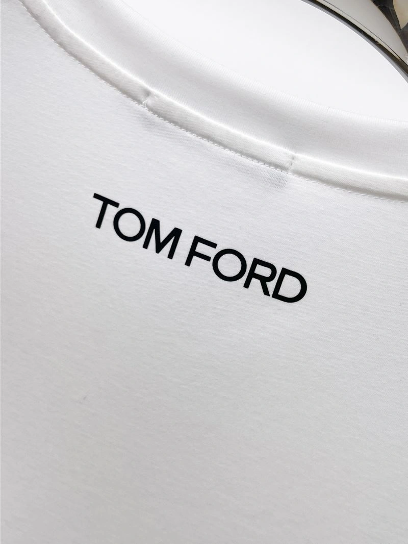 Chic Thom Browne T-Shirts 173555