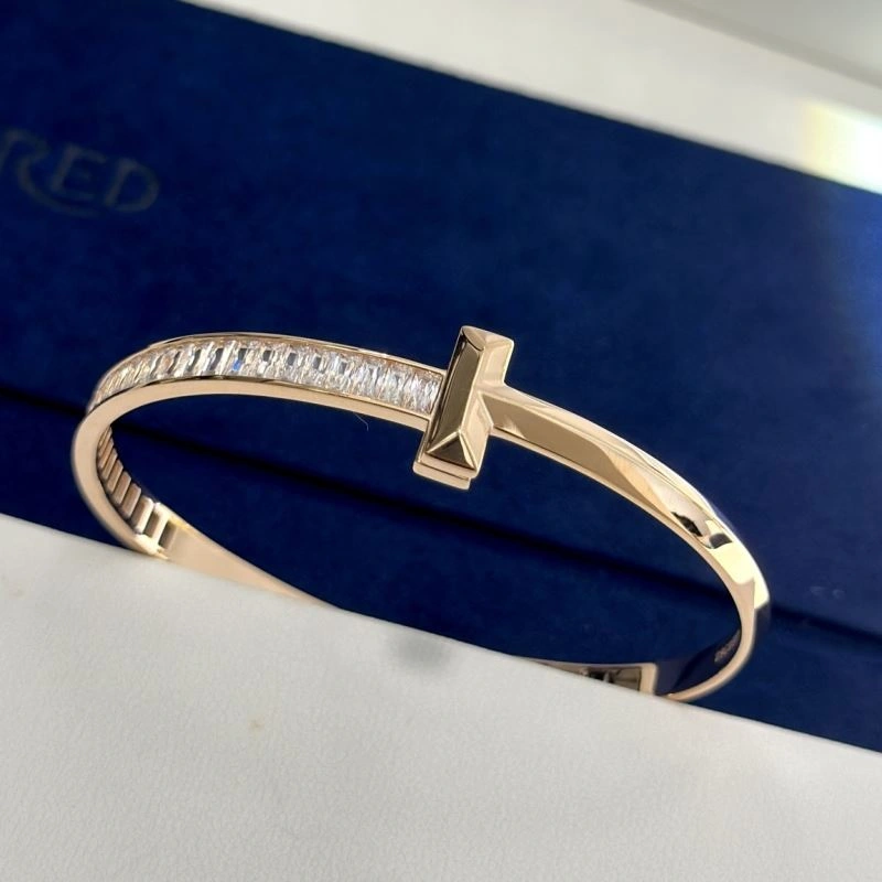 Stylish Tiffany Bracelets 253923