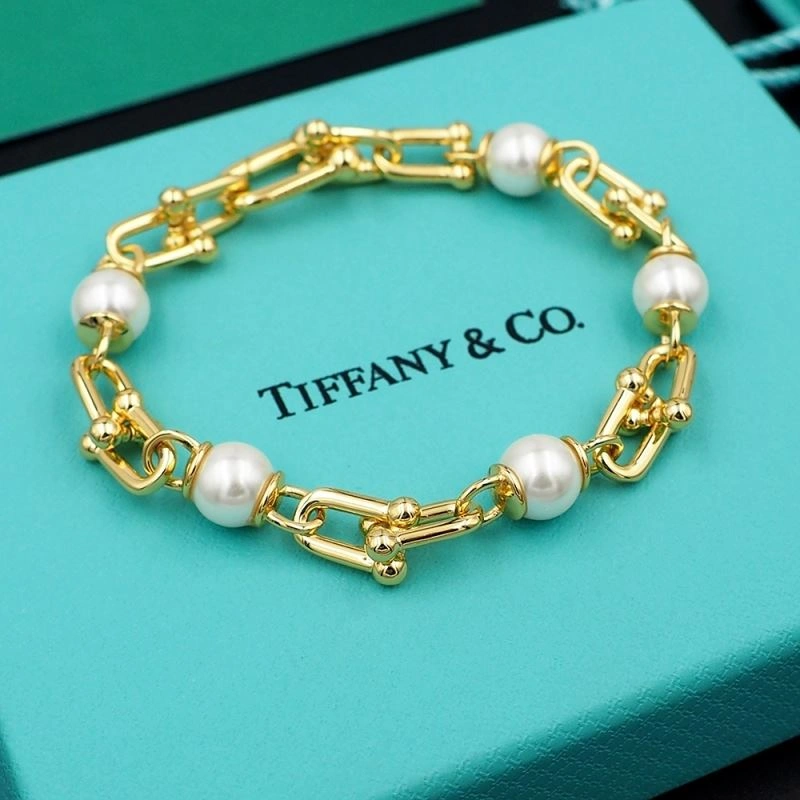 Cozy Tiffany Bracelets 253857