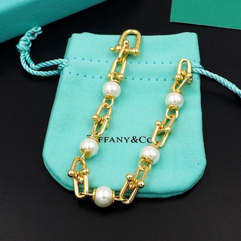Cozy Tiffany Bracelets 253857