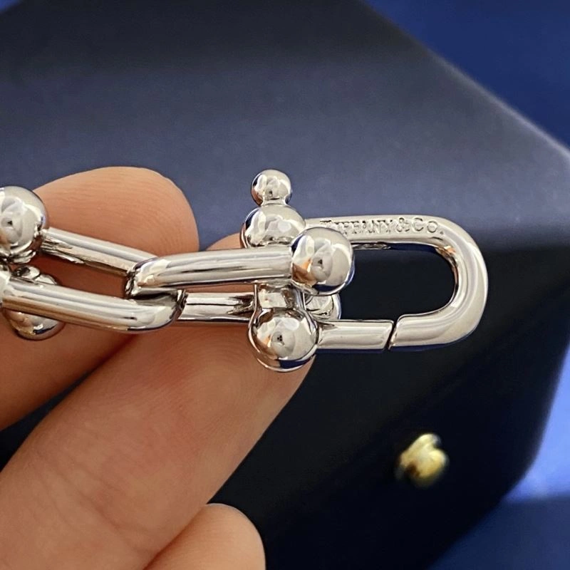 Tiffany Bracelets SmoothTexture 253854