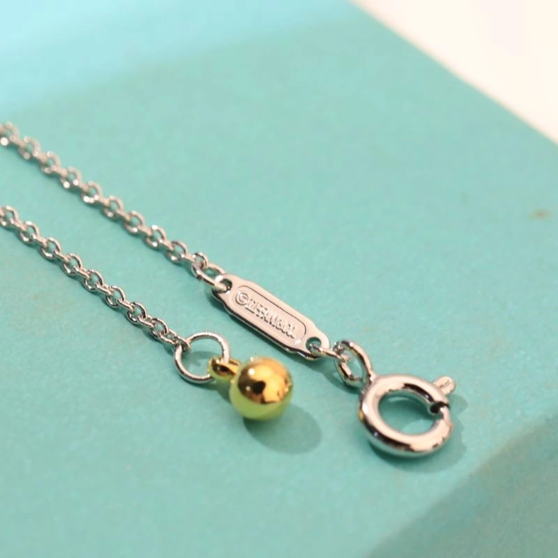 Compact Tiffany Bracelets 253976