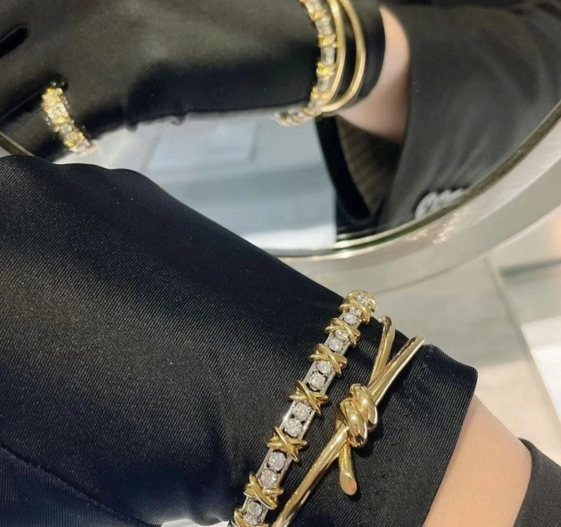 Refined Tiffany Bracelets 253845