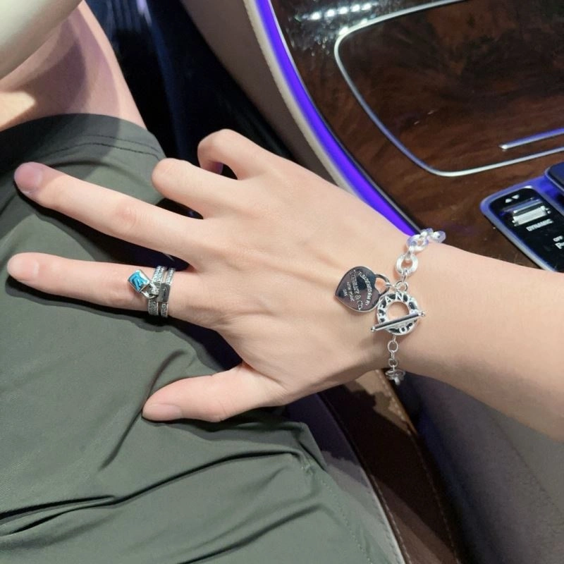 Lightweight Tiffany Bracelets 253621