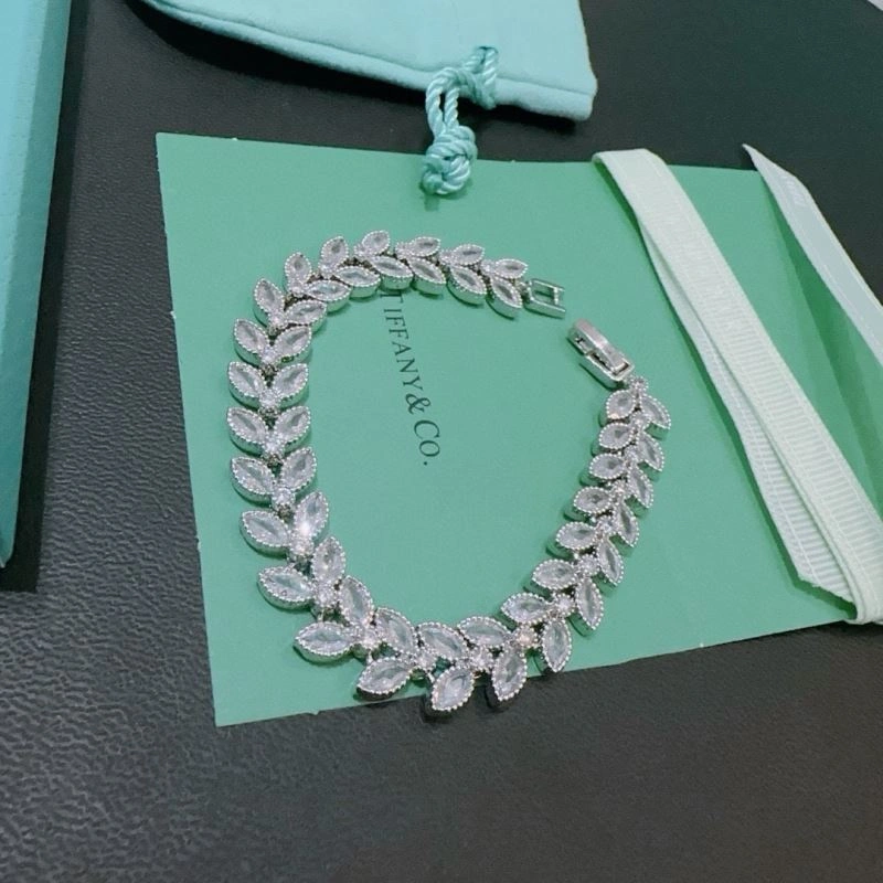 HighPerformance Tiffany Bracelets 253541