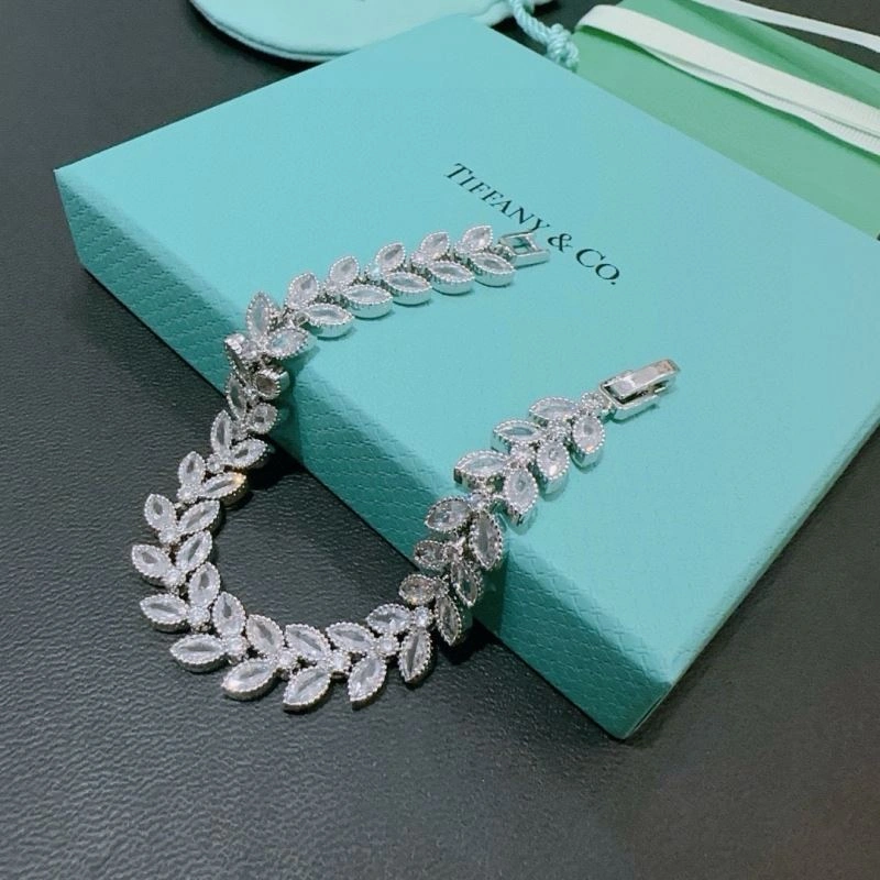 HighPerformance Tiffany Bracelets 253541