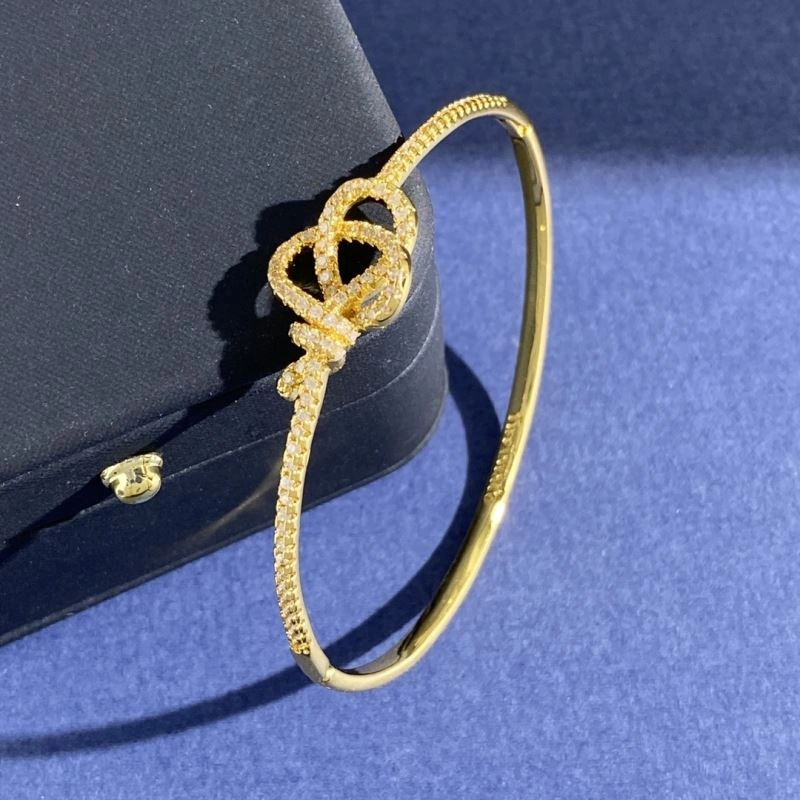 Neat Tiffany Bracelets 253537