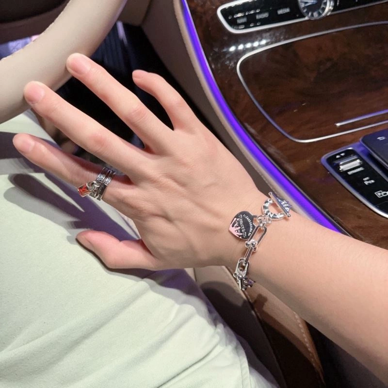 Elegant Tiffany Bracelets 253552