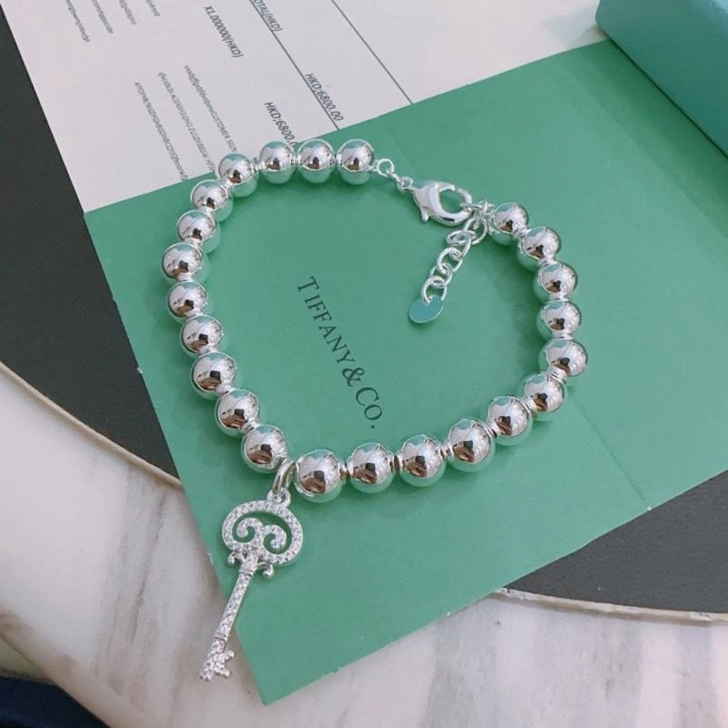 Tiffany Bracelets SmoothTexture 253553