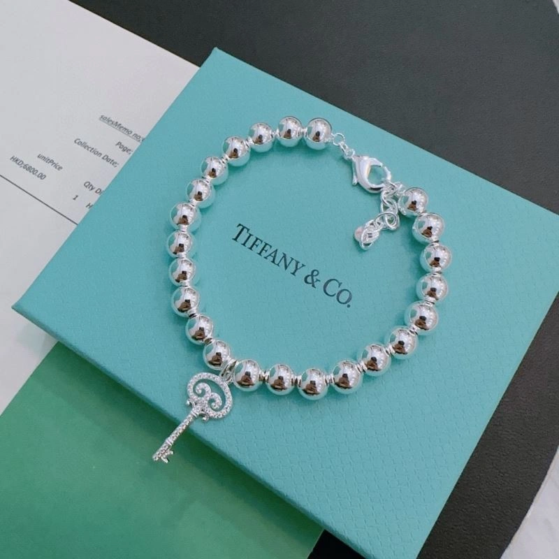 Tiffany Bracelets SmoothTexture 253553