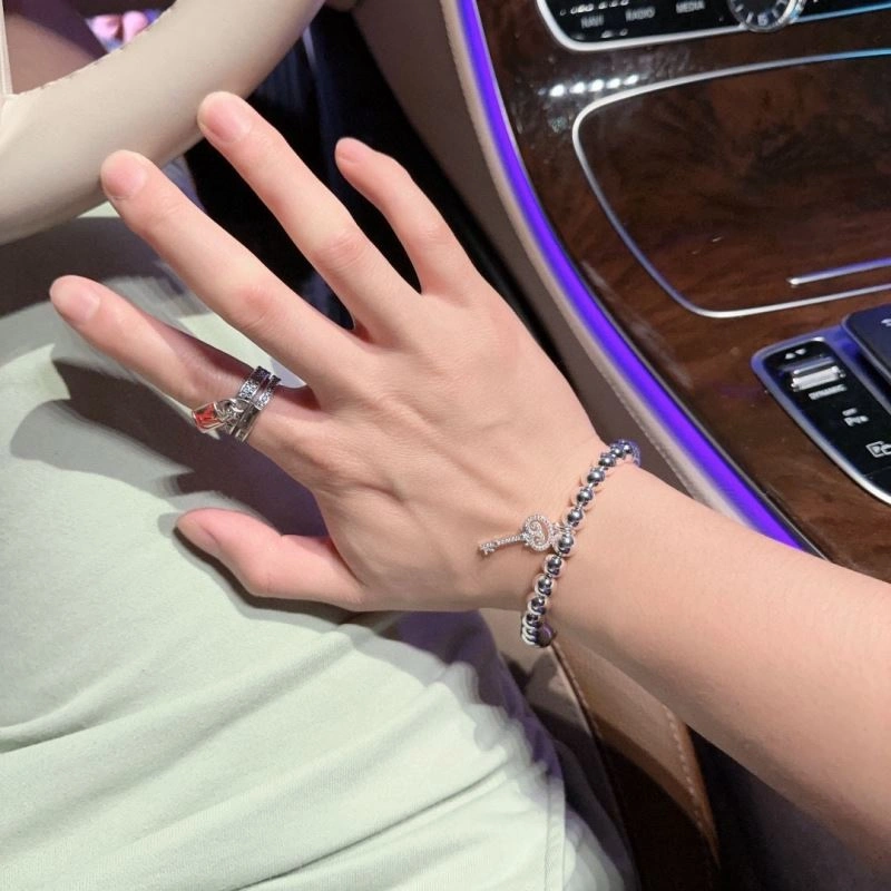 Tiffany Bracelets SmoothTexture 253553