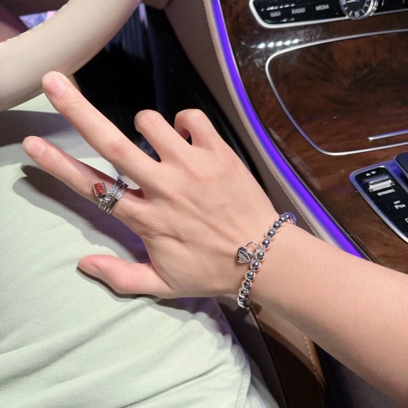 Soft Tiffany Bracelets 253555