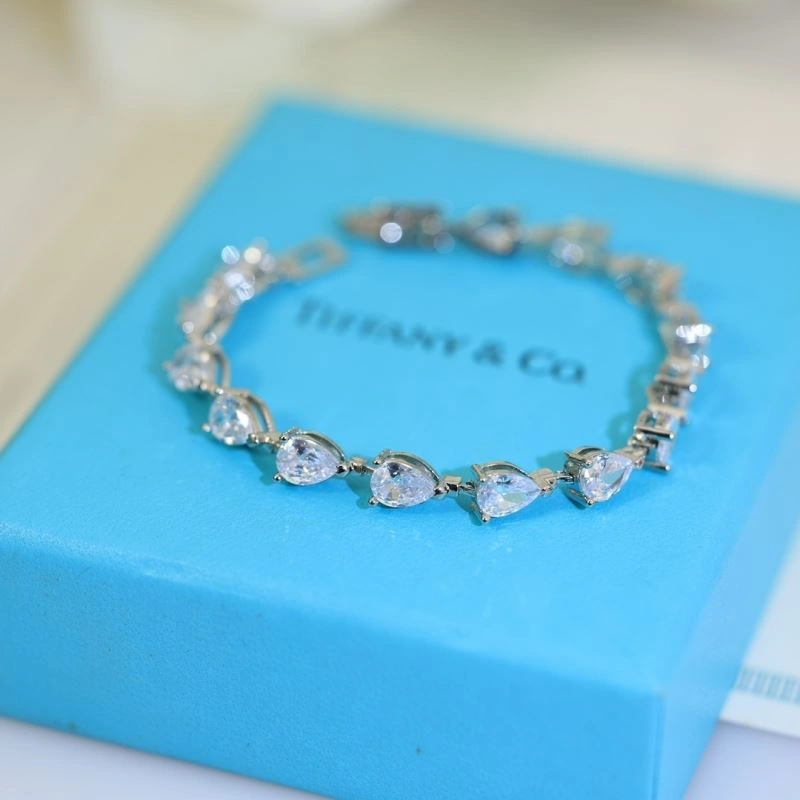 Contemporary Tiffany Bracelets 253557