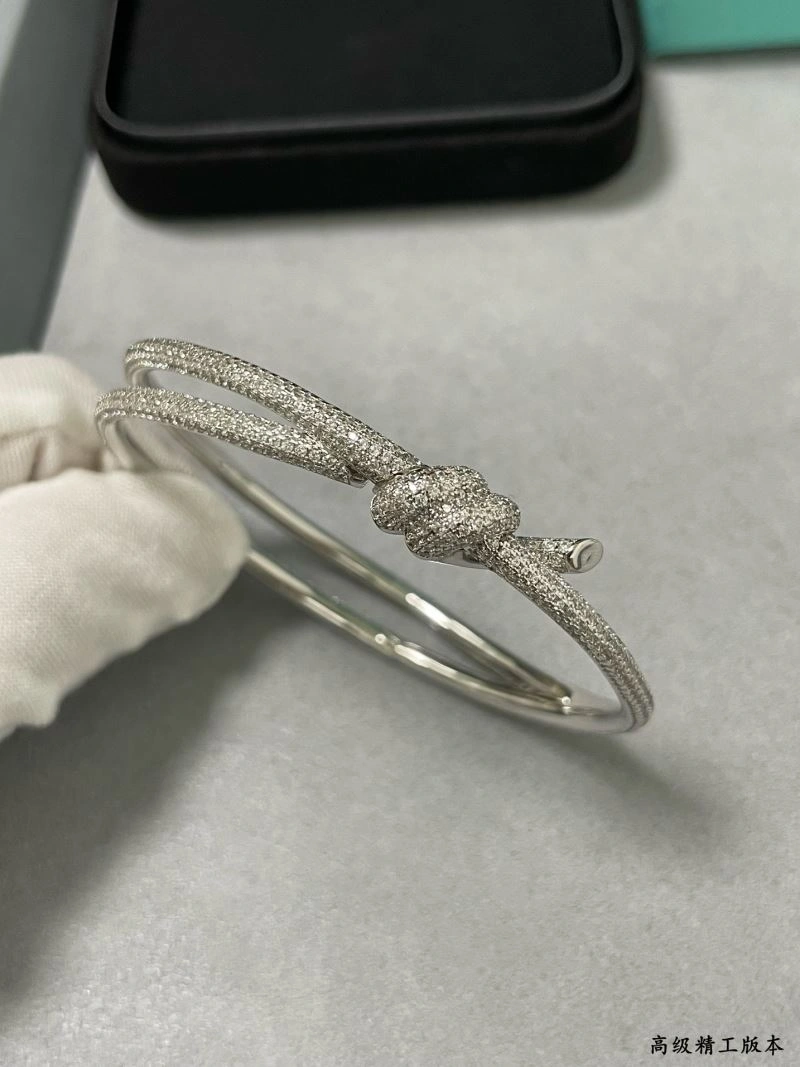 Lightweight Tiffany Bracelets 253436