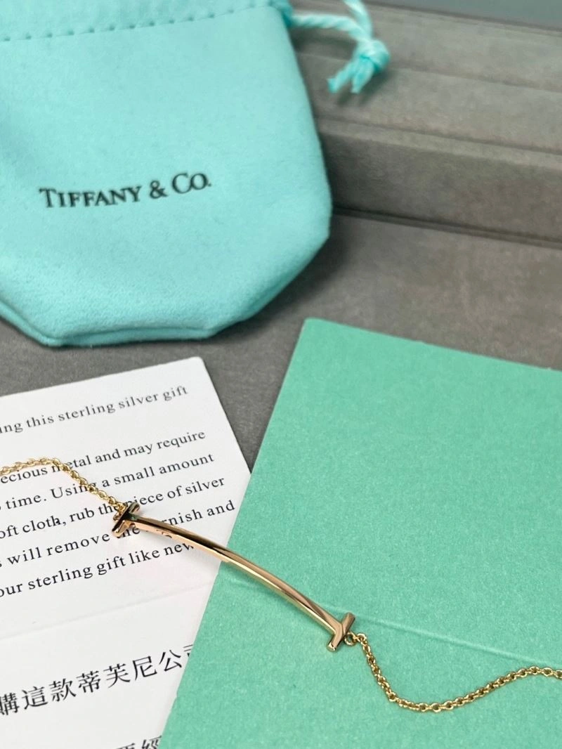 Elegant Tiffany Bracelets 253427